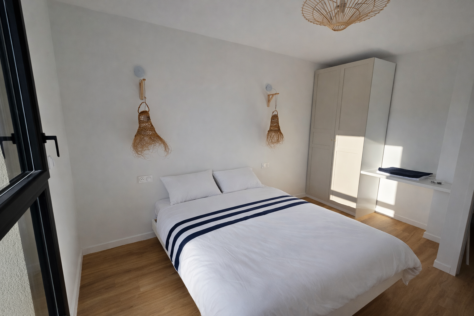 Chambre blanche vue 2